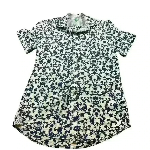 United Colors Of Benetton Button Up Short Sleeve Shirt Size Small - Picture 1 of 16